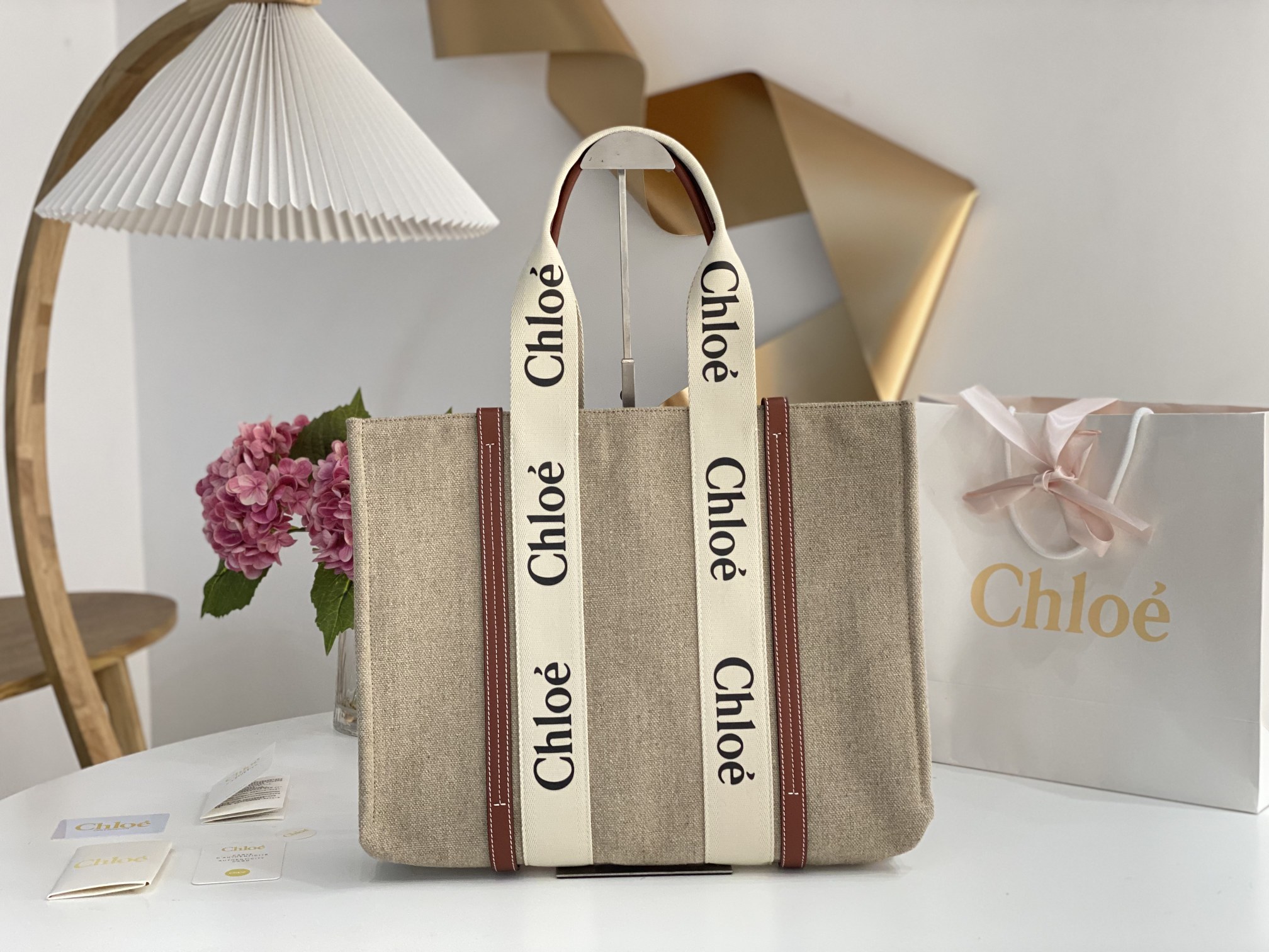 Chloe Large Woody Tote Bag In Linen